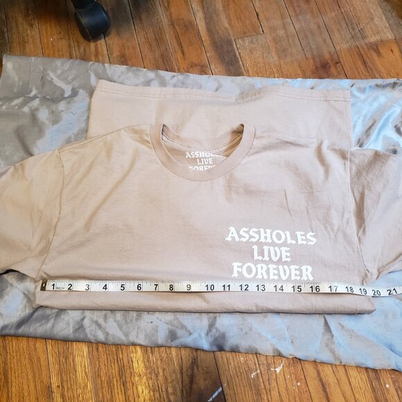New, without tag, Cream Assholes Live Forever Medium Unisex T-shirt - Picture 2 of 4